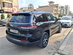 جیپ گراند شیرۆکی